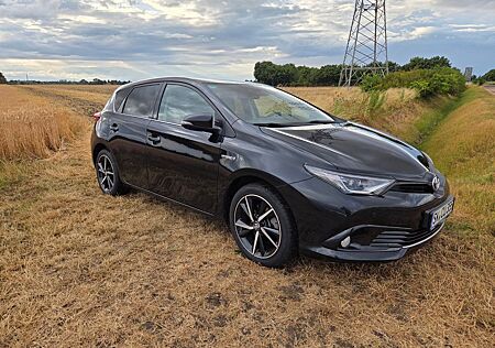Toyota Auris Hybrid Team 1,8-l-VVT-i Hybrid AHK
