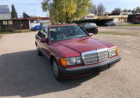 Mercedes-Benz 190 E 2.0 LITER-SCHIEBEDACH