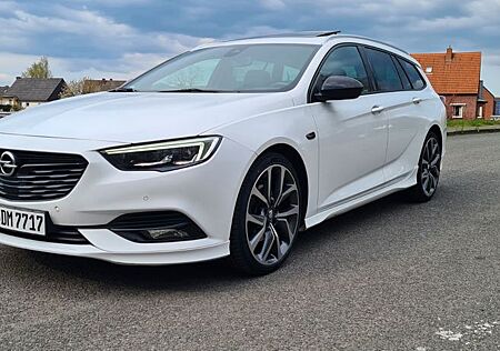 Opel Insignia 2.0 BiTurbo Diesel Exclusive Auto 4...
