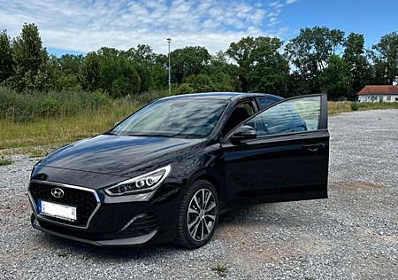 Hyundai i30 1.4 T-GDI DCT YES!+ | TOP-Zustand
