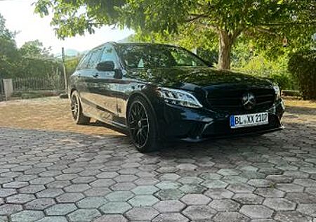 Mercedes-Benz C 300 d T Autom. -