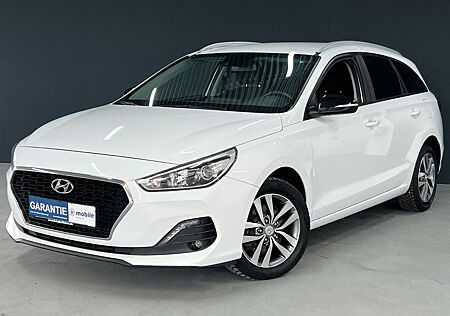 Hyundai i30 cw 1.6 CRDi YES! Spur Lenkrad/Sitzhz Carplay