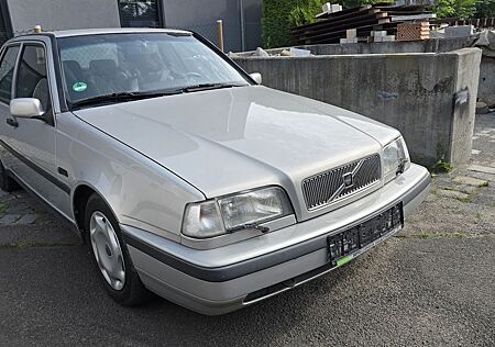 Volvo 460 1.8, KLIMA, SITZHEIZUNG, 1. HAND, SELTEN!