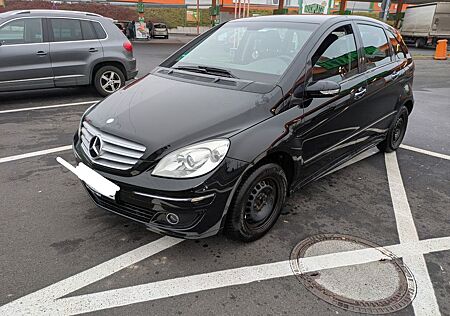 Mercedes-Benz B 170 , B-Klasse, Mercedes Benz 8fach bereift,