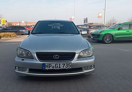 Lexus IS 300 Sportcross -