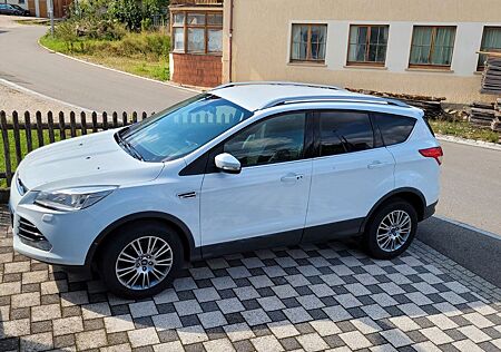 Ford Kuga 2,0 TDCi 4x4 103kW Titanium Titanium