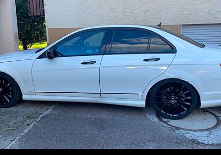 Mercedes-Benz C 350 / Gasanlage BRC
