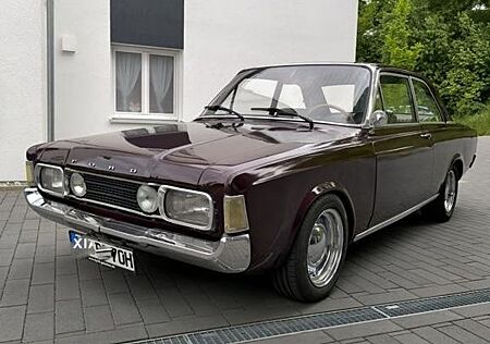 Ford Taunus 17M 2000S