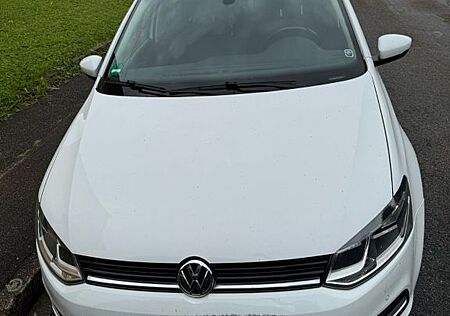 VW Polo Volkswagen 1.2 TSI 66kW BMT Comfortline Comfortline