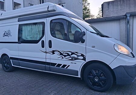 Renault Trafic , Wohnmobil umgebaut, Hochdach