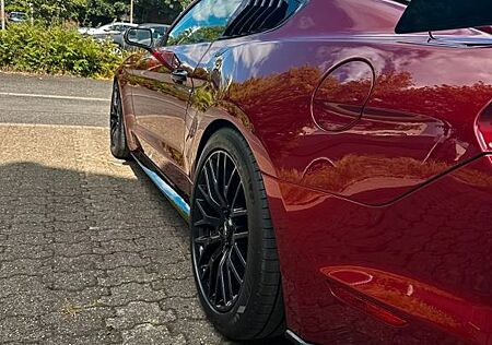 Ford Mustang 5.0 V8 GT US-Modell viele Umbauten
