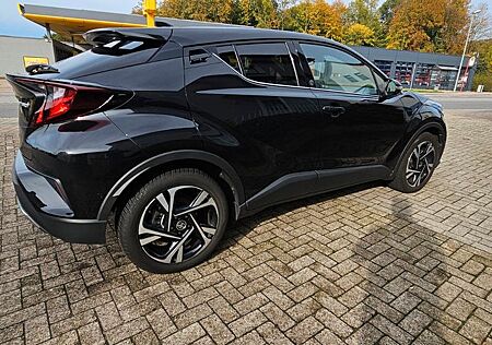 Toyota C-HR 2.0-l-VVTi Hybrid Team Deutschland Team...