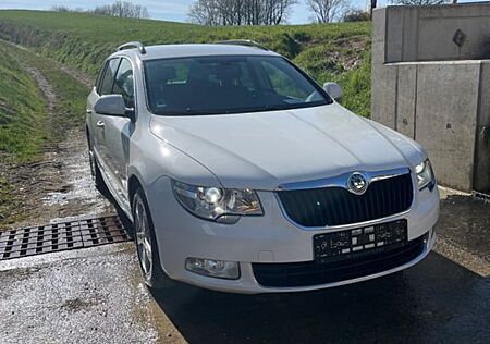 Skoda Superb 2.0 TDI 125kW Family Combi Family
