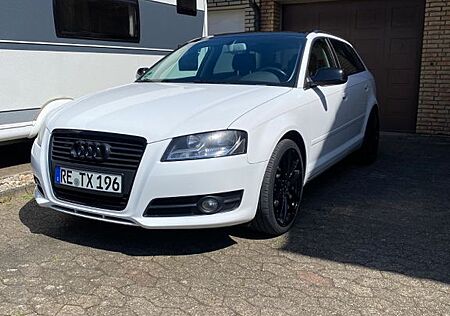 Audi A3 1.8 TFSI Pano,KlimAut,Shz,Temp,PDC,Alu