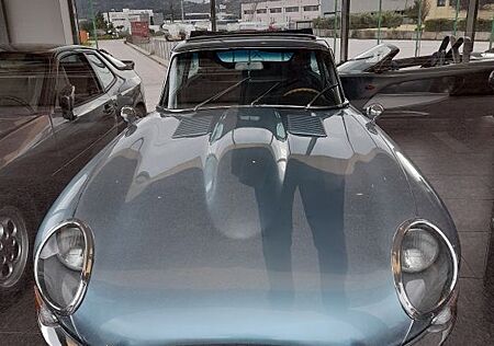 Jaguar E-Type 1,1967,Schiebedach, tolle Farbe,Exzellent