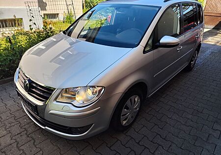 VW Touran Volkswagen Trendline BlueMotion,2.Hand,