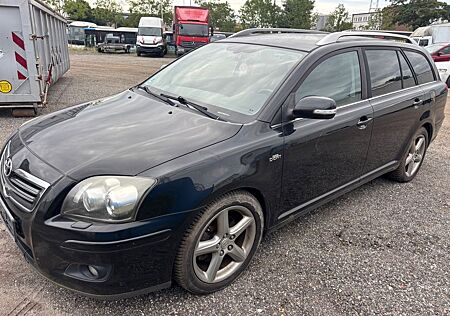 Toyota Avensis Kombi 2.2 D-CAT Executive