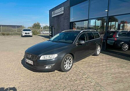 Volvo V70 gebraucht kaufen Volvo V70 Kombi Summum