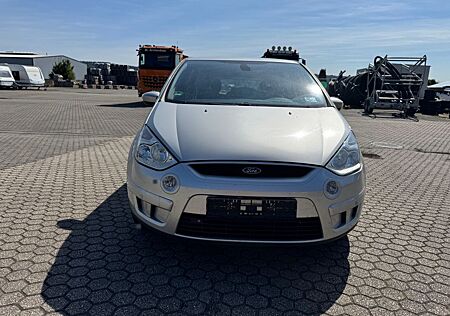 Ford S-Max Titanium