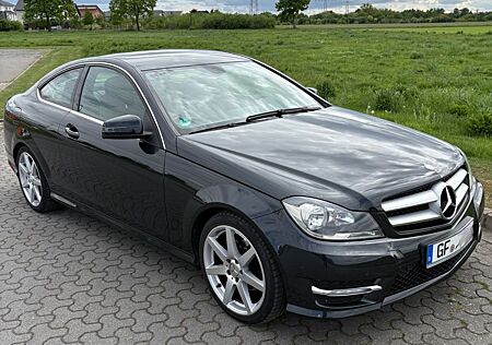 Mercedes-Benz C 180 Coupé - AMG Styling - AHK