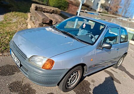 Toyota Starlet 1.3 -