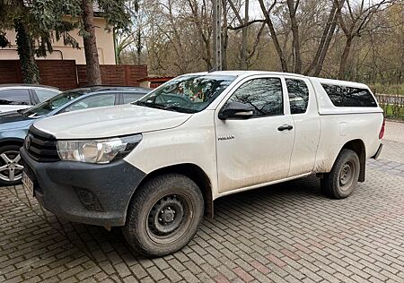 Toyota Hilux 2.4 Extra Cab 4x4