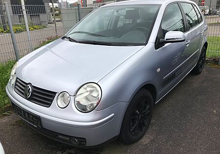 VW Polo Volkswagen Limousine 1.4 Automatik Comfortline