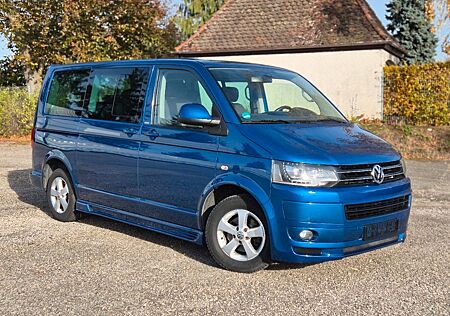 VW T5 Multivan Volkswagen *7 Sitze*Xenon*AHK*Neu Service