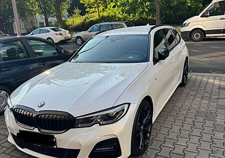 BMW 320d xDrive Touring M Sport Auto M Sport Shadowl