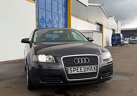 Audi A3 1.6 FSI Attraction - TÜV NEU