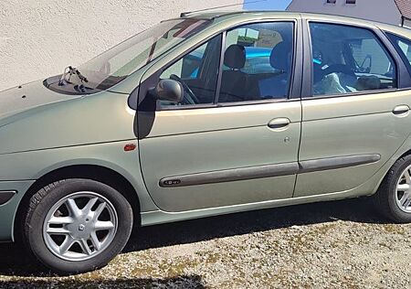 Renault Scenic Emotion 1.8 16V Emotion