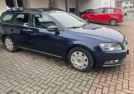 VW Passat Volkswagen 1.6 TDI Comfortline