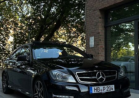 Mercedes-Benz C 250 BlueEFFICIENCY Coupé Autom. -