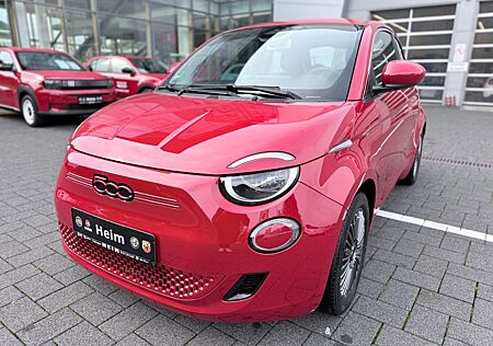Fiat 500E Red