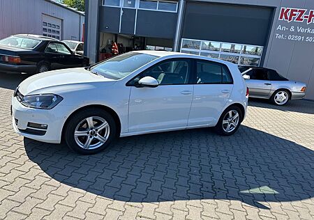 VW Golf Volkswagen VII Lim. Com. Touch PDC Alu Tempomat