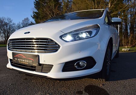 Ford S-Max Titanium/STANDHEIZUNG/AHK/ABSTANDST