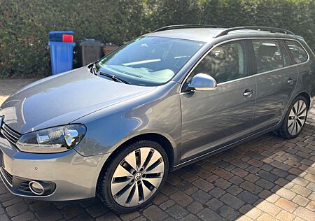 VW Golf Volkswagen 1.4 TSI 90kW Comfortline Variant Comfor...