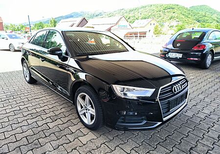 Audi A3 1,0 TSI Limousine 2. Hand Navi SHZ TÜV neu