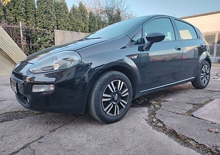 Fiat Punto Grande MORE,8 f, ber.,PDC,TÜV/AU 02/2028 !
