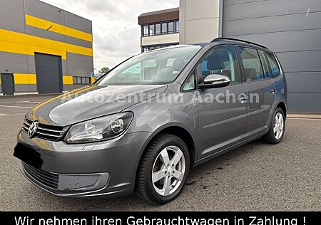 VW Touran Volkswagen 1,6 TDI*NAVI*SHZ*TEMPOMAT*PDC