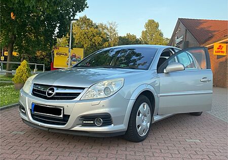 Opel Signum 2.2 Direct Automatik -