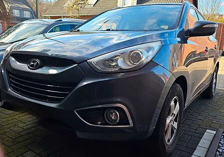 Hyundai ix35 2.0 2WD Vollausstattung