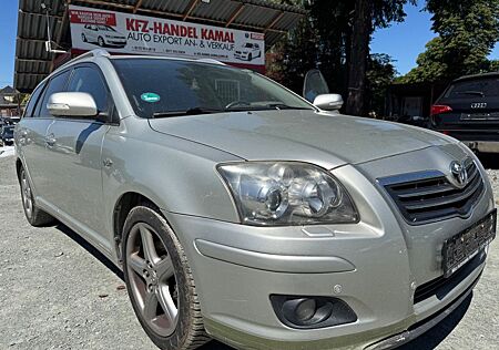 Toyota Avensis Kombi 2.2 D-CAT Executive