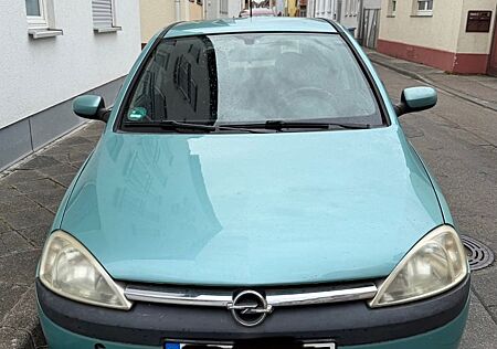 Opel Corsa 1.2 -