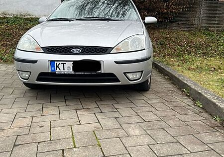 Ford Focus 1.6 -