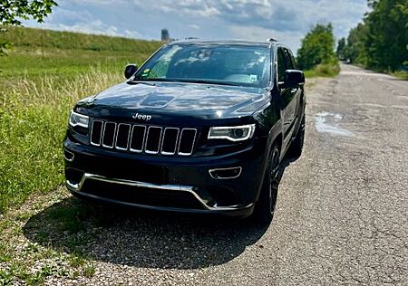 Jeep Grand Cherokee Summit 3.0 V6 M.-Jet 184kW Au...