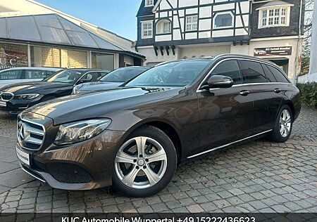 Mercedes-Benz E 200 T Avantgarde Navi/LED/R-Kamera/T-Leder