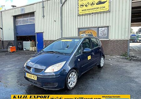 Mitsubishi Colt 1.3 Sedan klima Power Windows Manual Gearbo