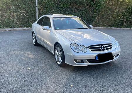 Mercedes-Benz CLK 350 AVANTGARDE Tüv Neu