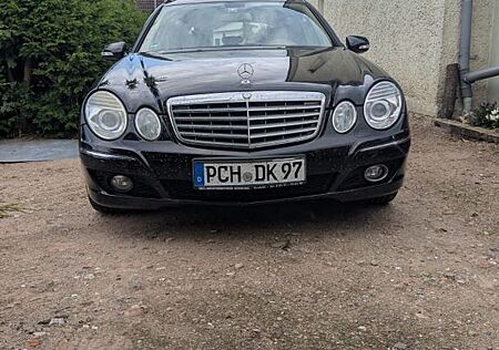 Mercedes-Benz E 280 E -Klasse T-Modell T CDI